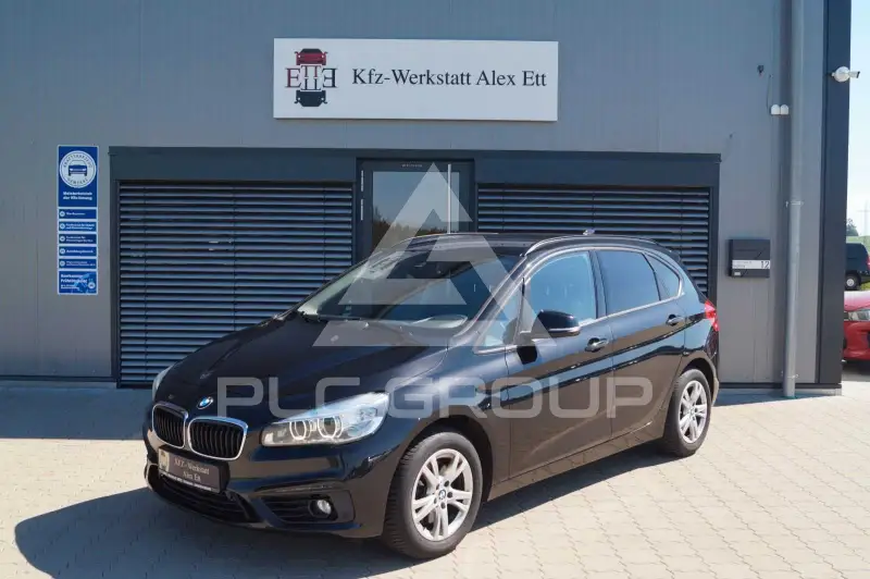 2015 BMW 220