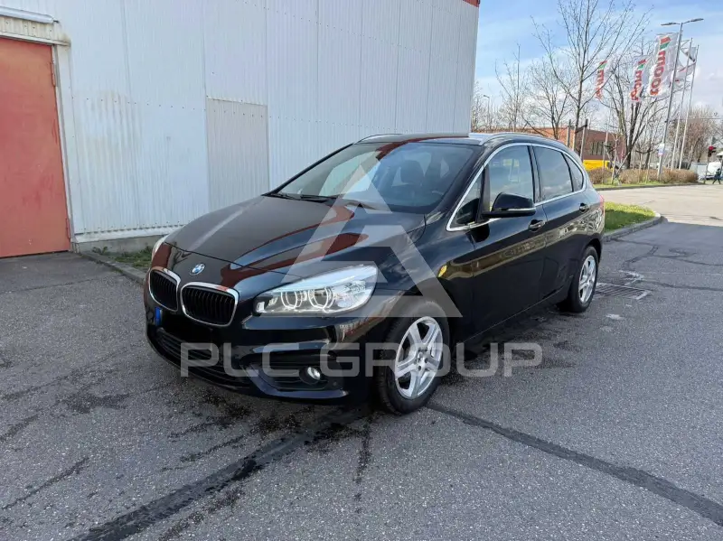 2015 BMW 220