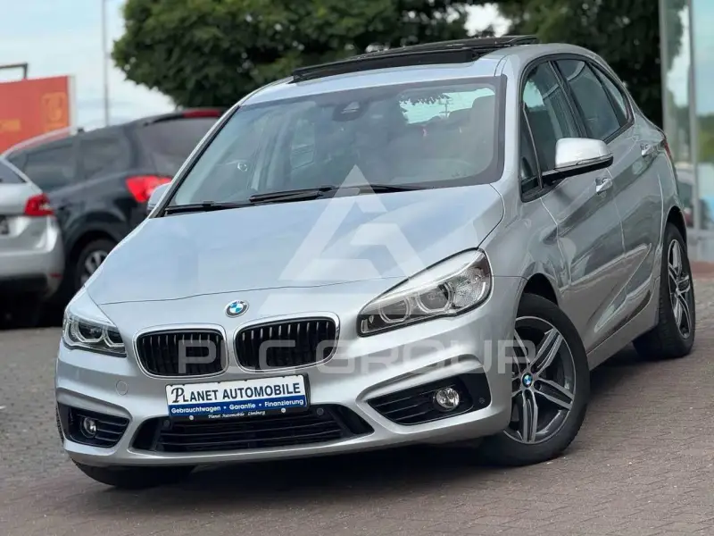 2015 BMW 220