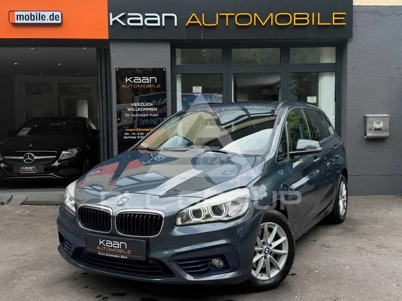 2015 BMW 220
