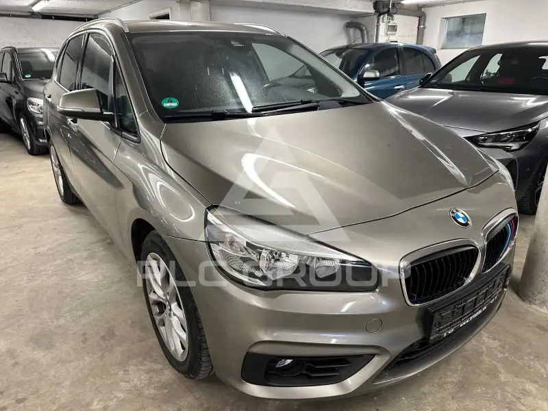 2015 BMW 220