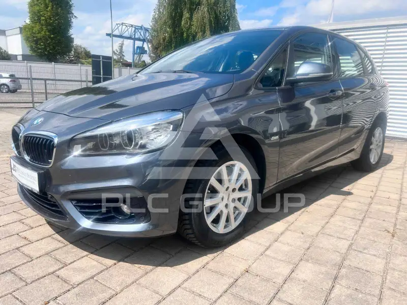 2015 BMW 220