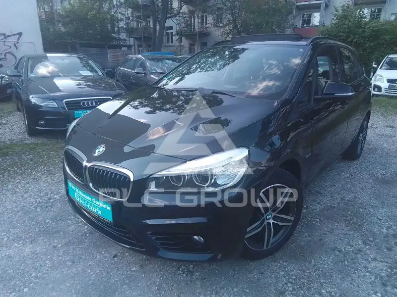 2015 BMW 220