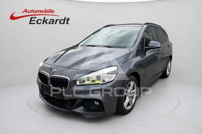 2015 BMW 220