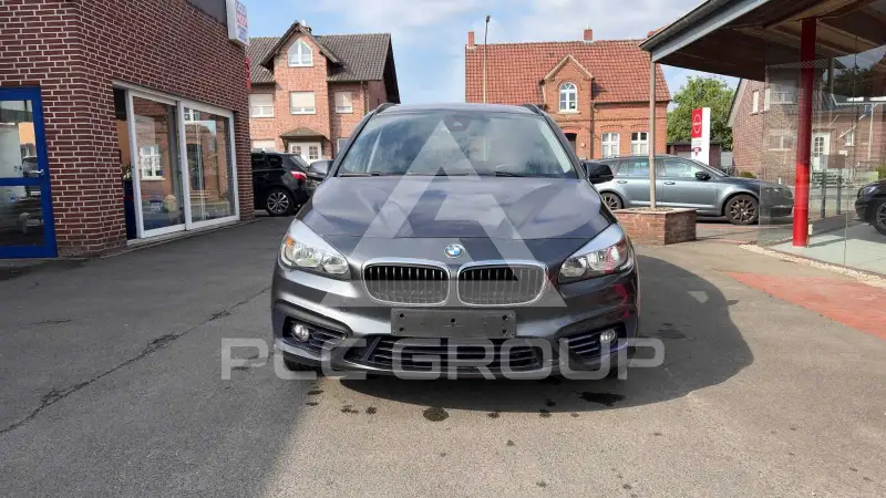 2015 BMW 220