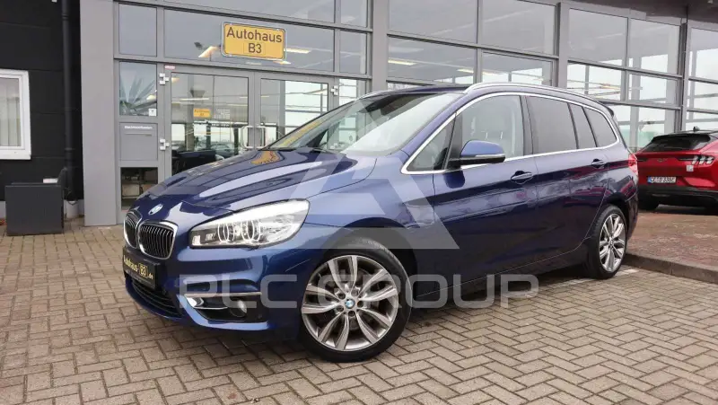2015 BMW 220