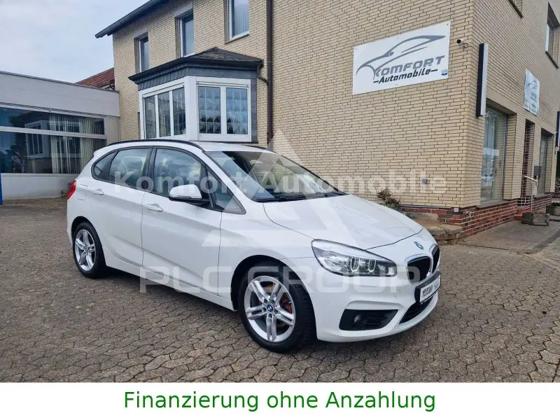 2015 BMW 220