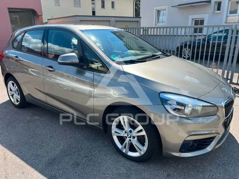 2015 BMW 220