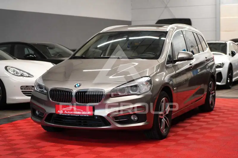 2015 BMW 220