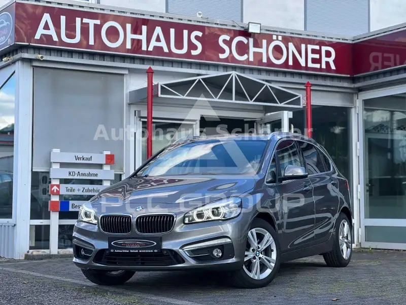 2015 BMW 220