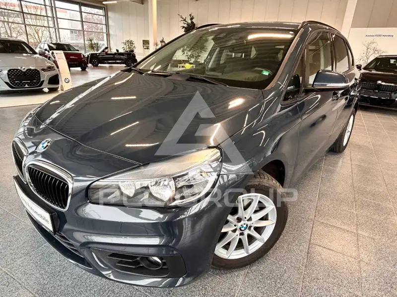 2015 BMW 220