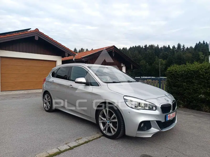 2015 BMW 220