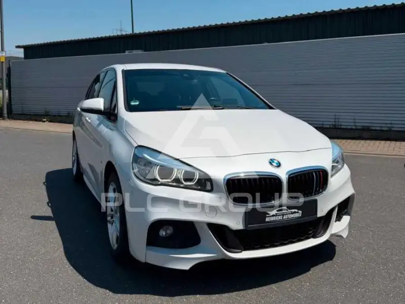 2015 BMW 220