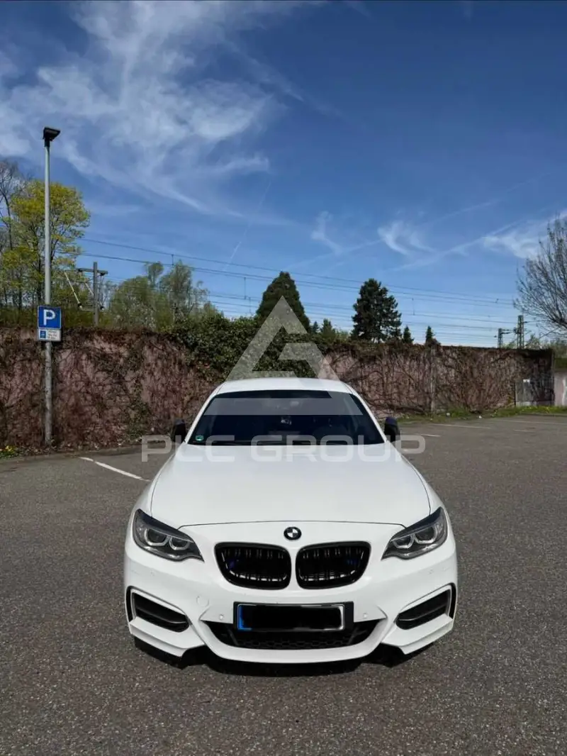 2015 BMW 220