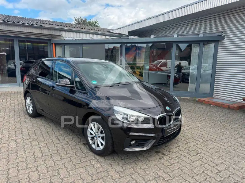 2015 BMW 218