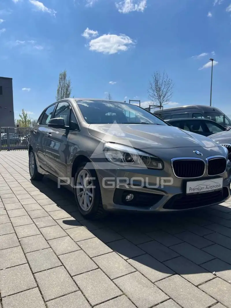 2015 BMW 218
