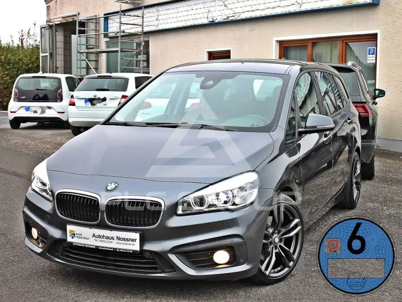 2015 BMW 218
