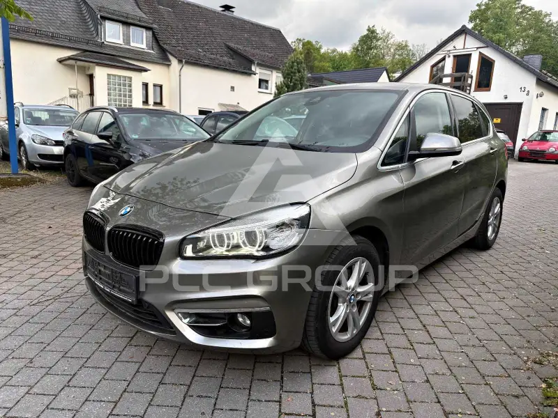 2015 BMW 218