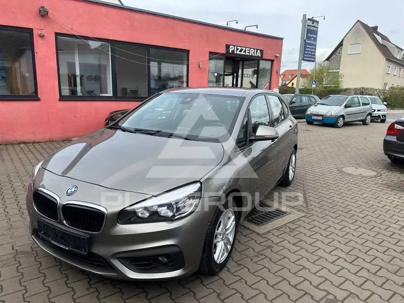 2015 BMW 218