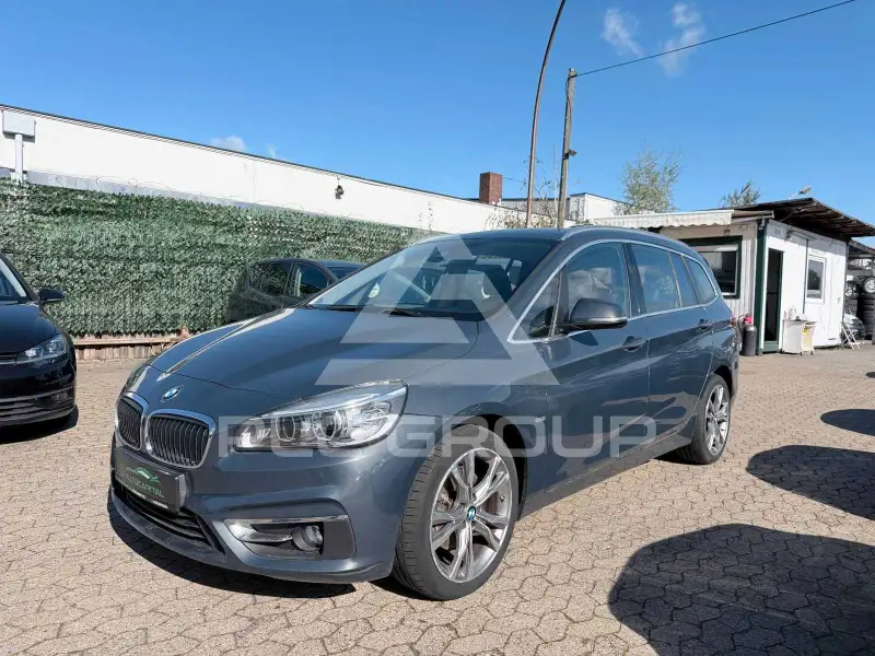 2015 BMW 218