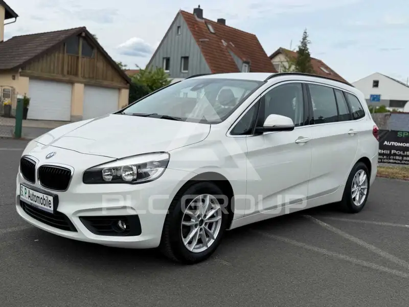 2015 BMW 218