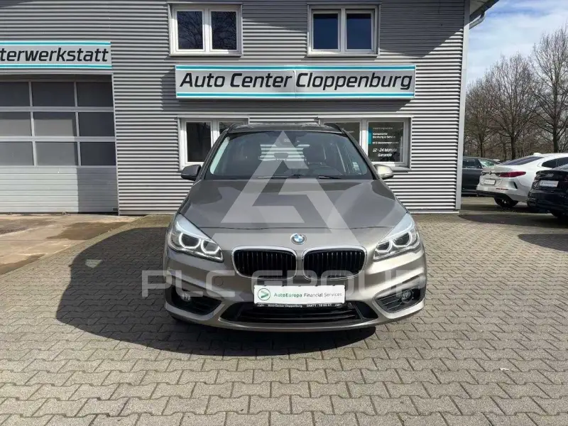 2015 BMW 218