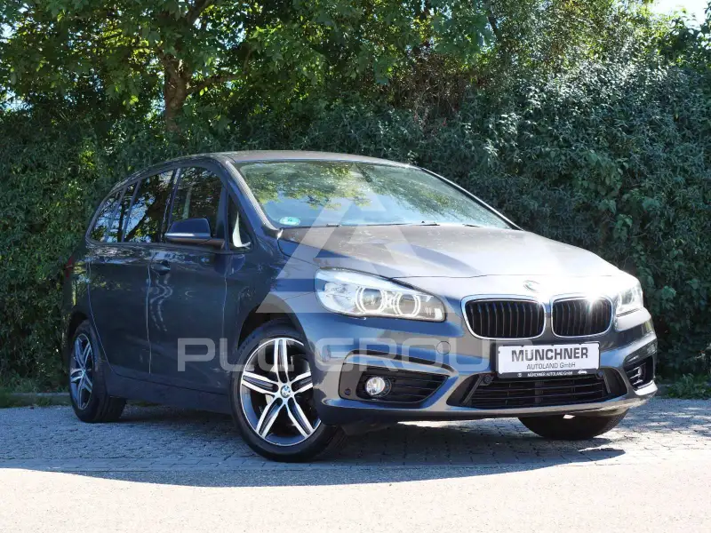 2015 BMW 218