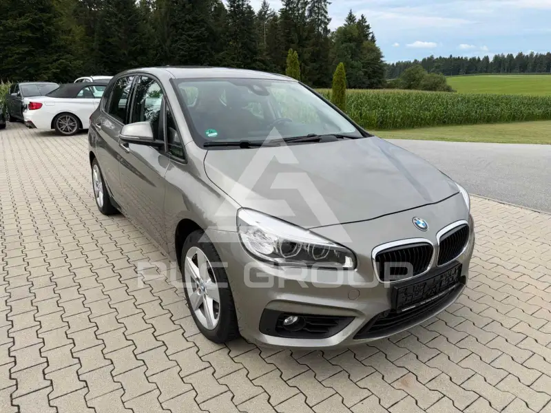 2015 BMW 218