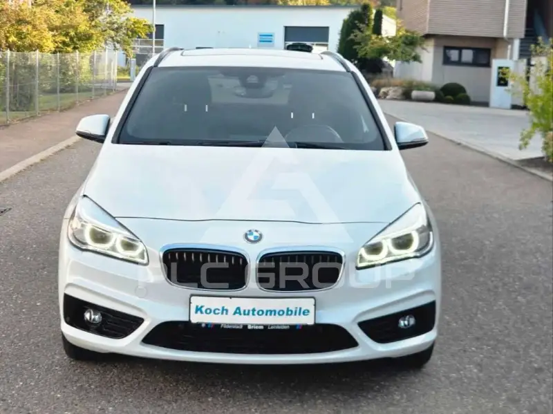 2015 BMW 218