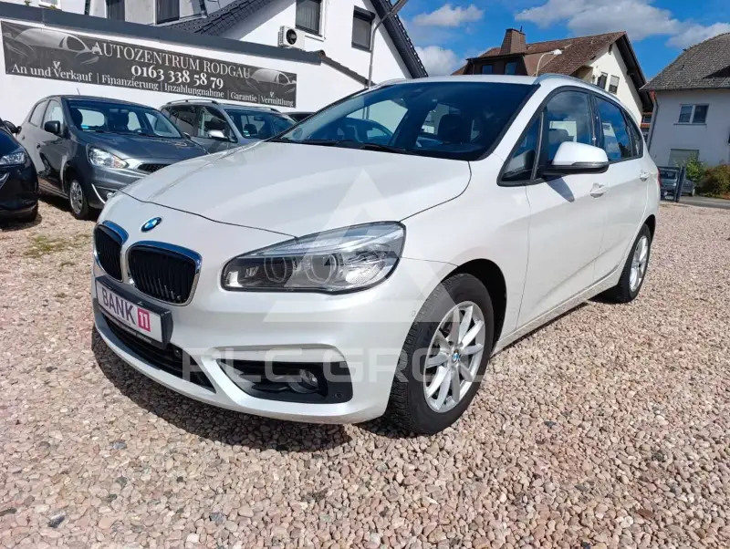 2015 BMW 218