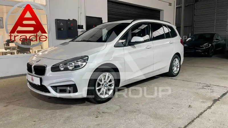 2015 BMW 218