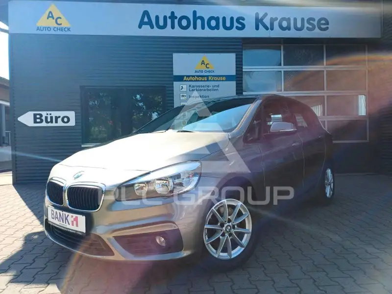 2015 BMW 218