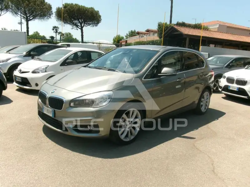 2015 BMW 218