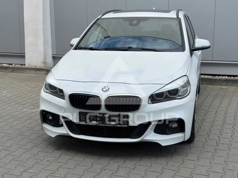 2015 BMW 218