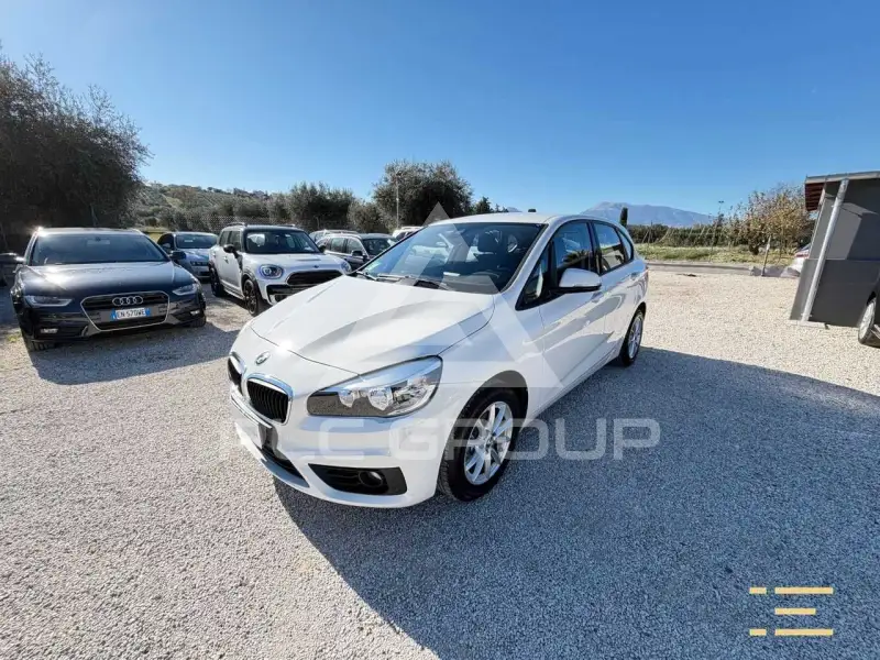 2015 BMW 218