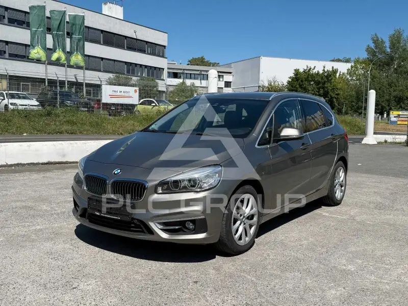 2015 BMW 218