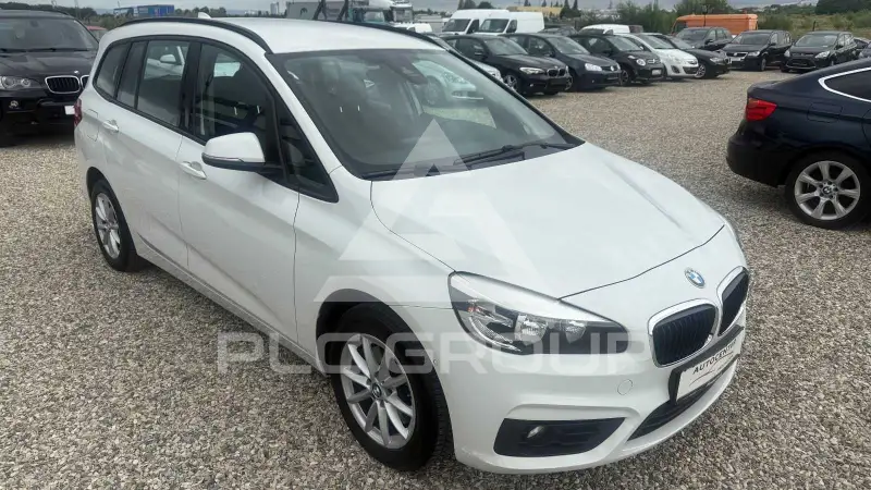 2015 BMW 218