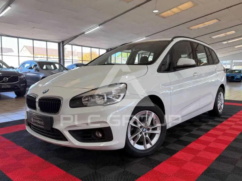2015 BMW 218