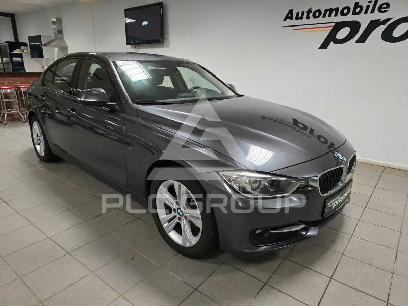 2015 BMW 320
