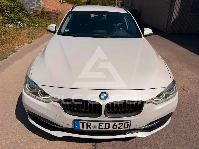 2015 BMW 320