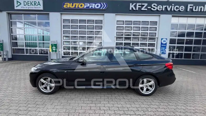 2015 BMW 320