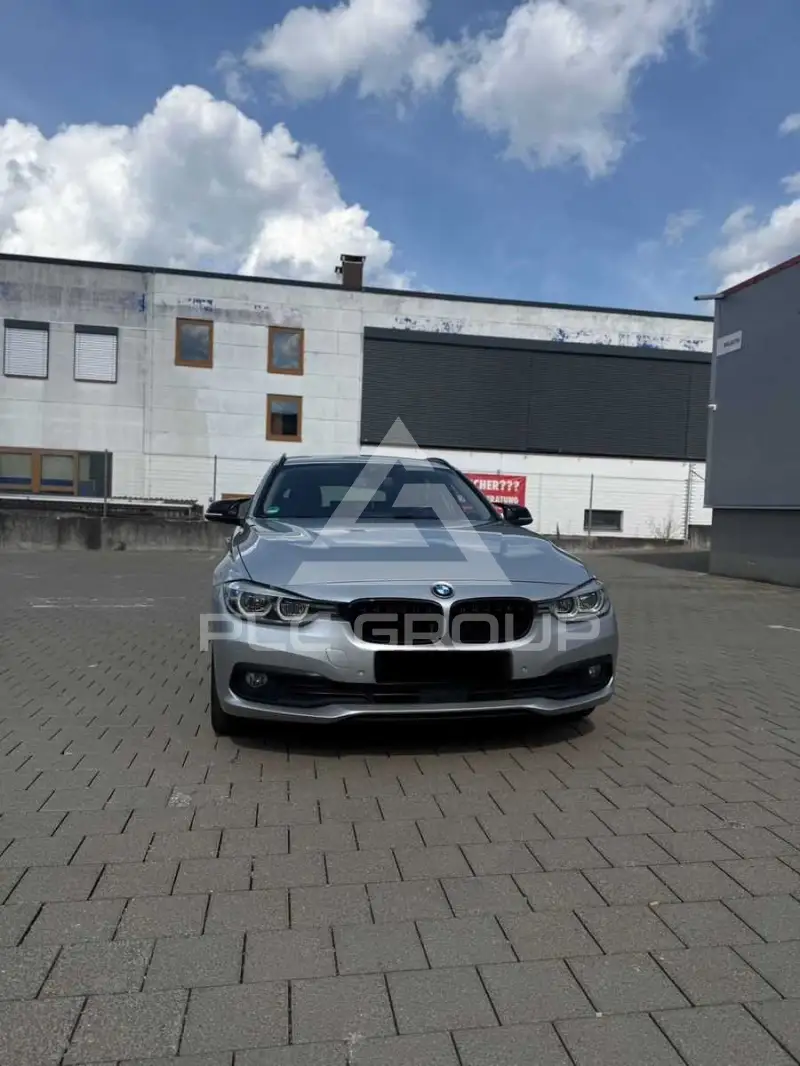 2015 BMW 320