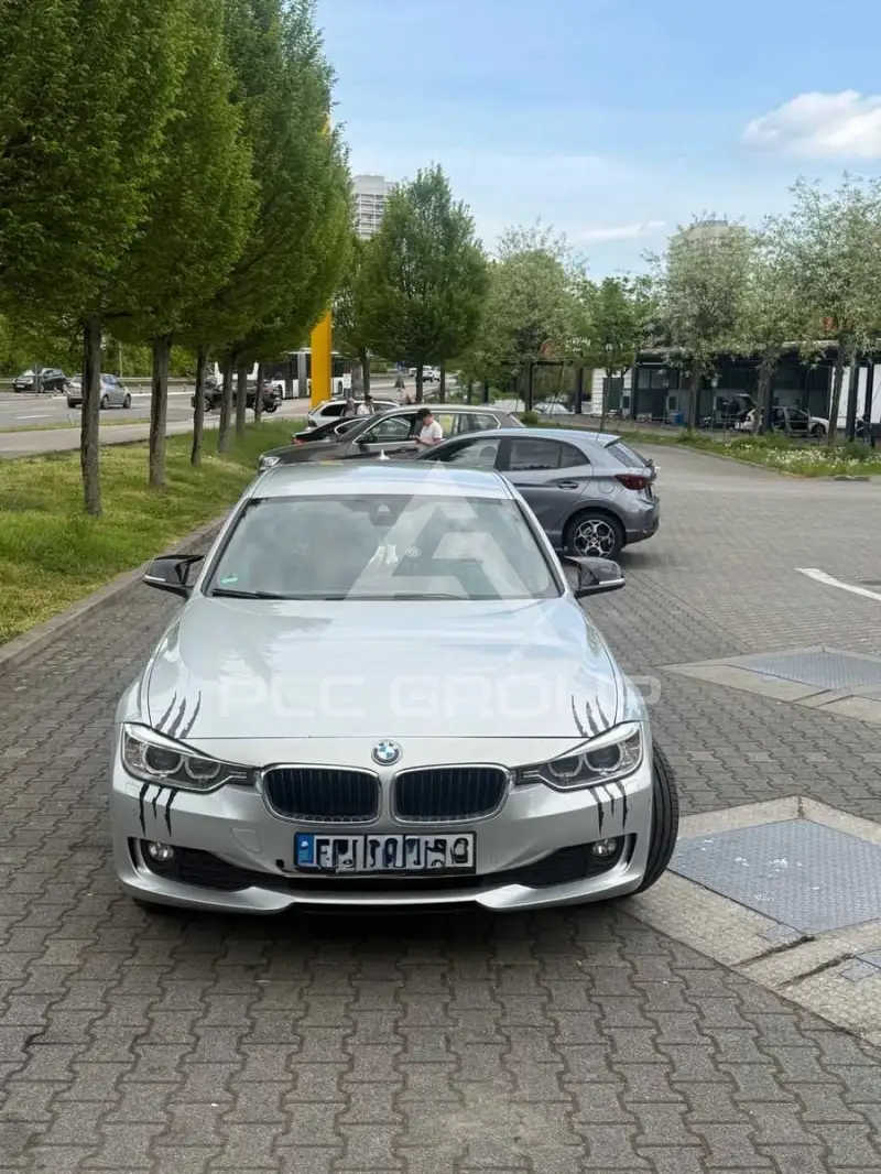 2015 BMW 320