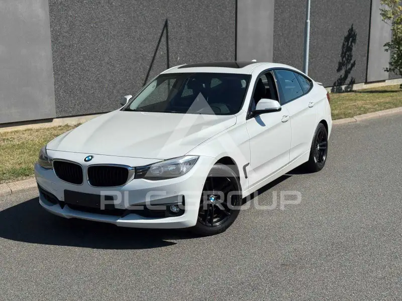 2015 BMW 320