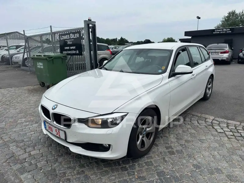2015 BMW 320