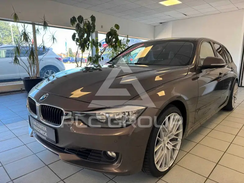 2015 BMW 320