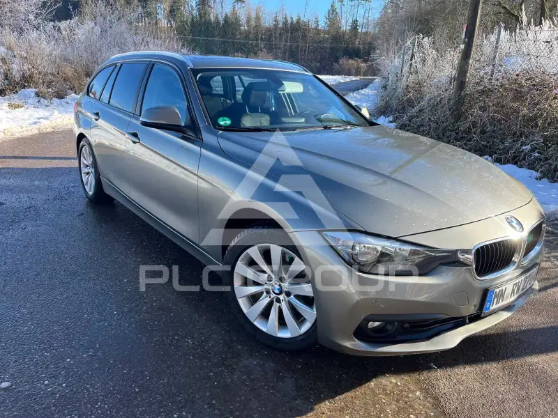 2015 BMW 320