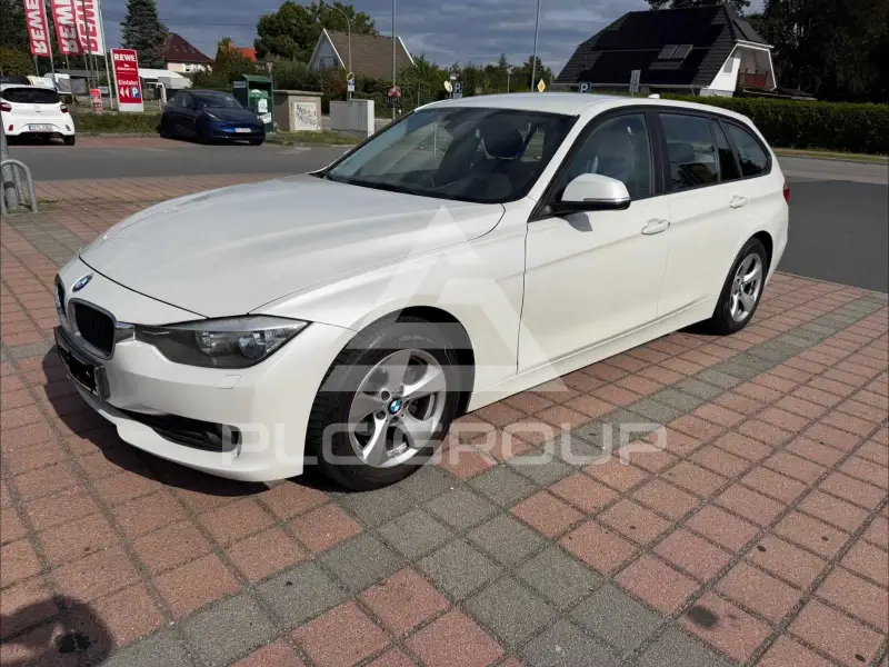 2015 BMW 320