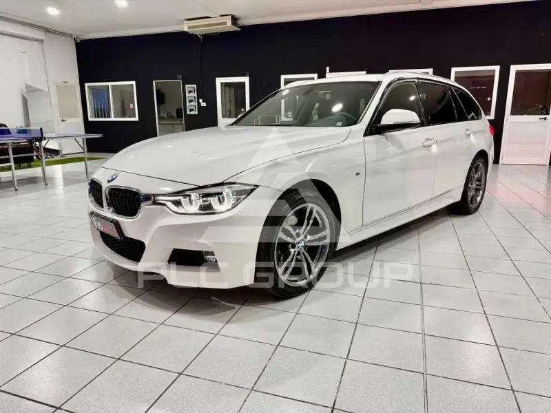 2015 BMW 320