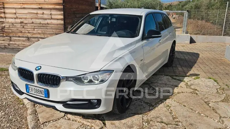 2015 BMW 320